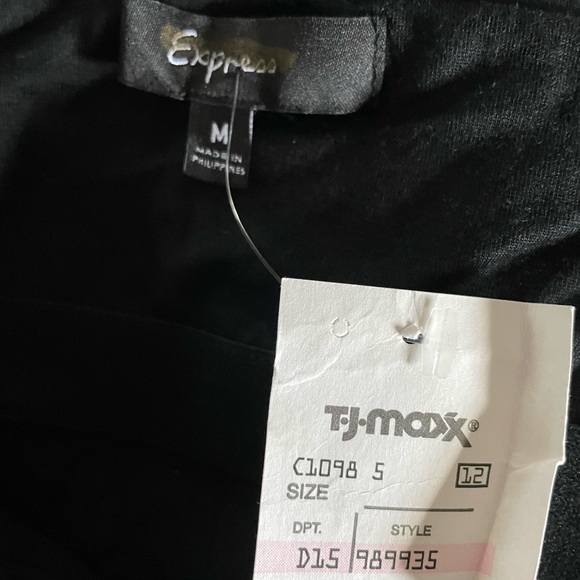 NWT Express top - Picture 9 of 9